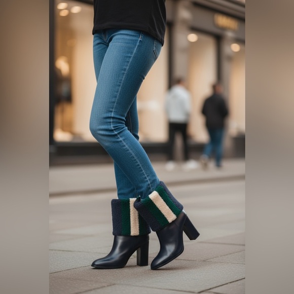 ✨Tory Burch Bamford Boots/ Booties✨ Size 7 - Picture 14 of 15